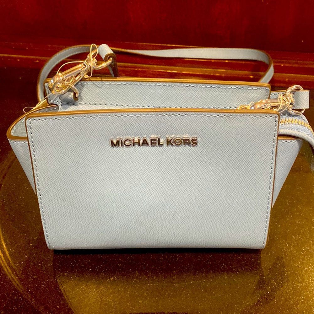 Michael Kors Selma Mini Messenger NWT